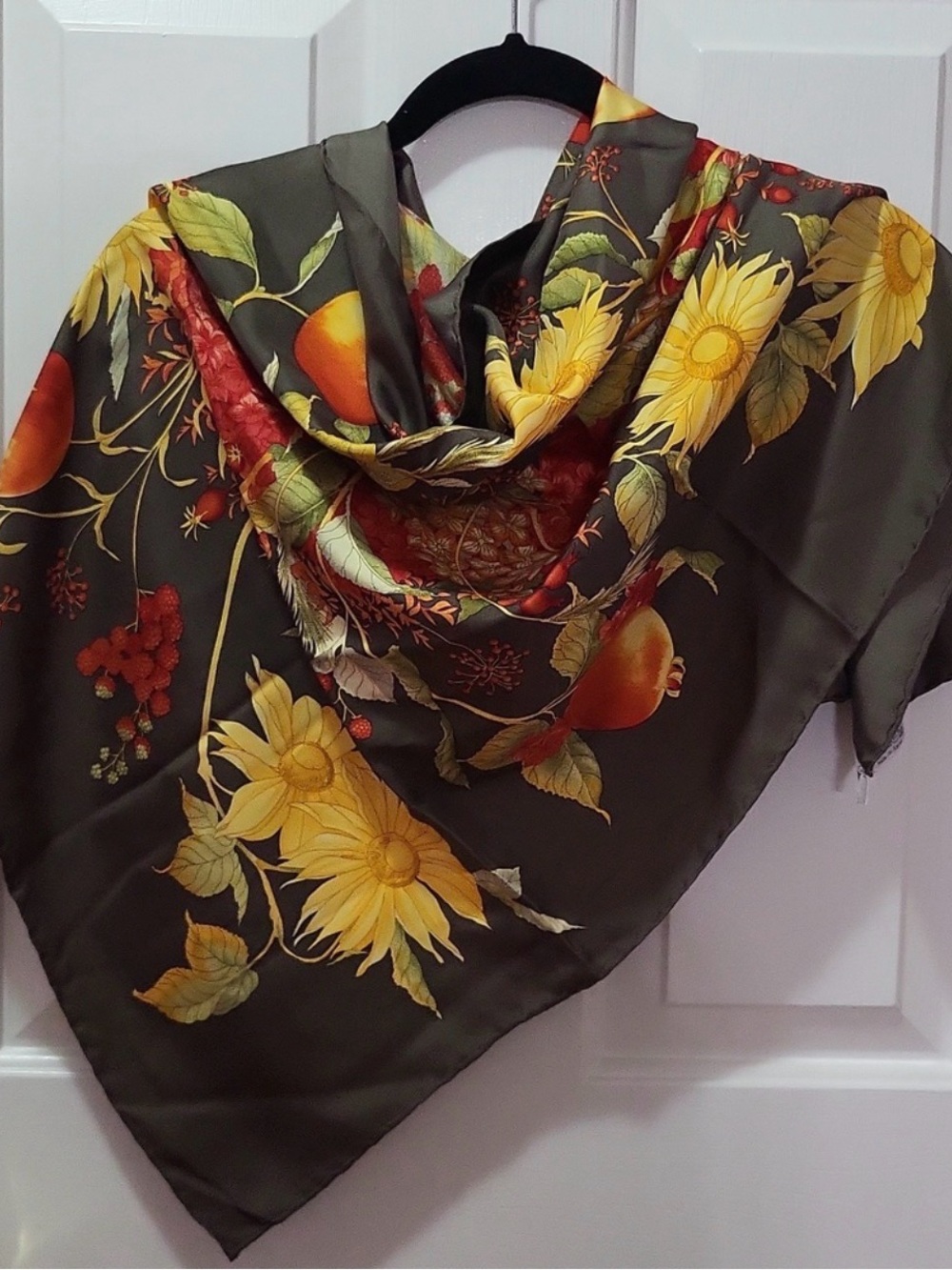 Carlisle Vintage Silk Scarf Vibrant Fall Colors